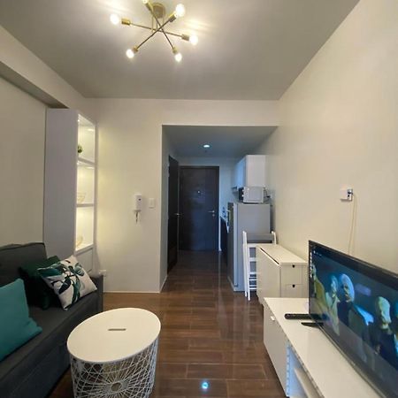 Air Residences 4439 Makati City Exterior photo