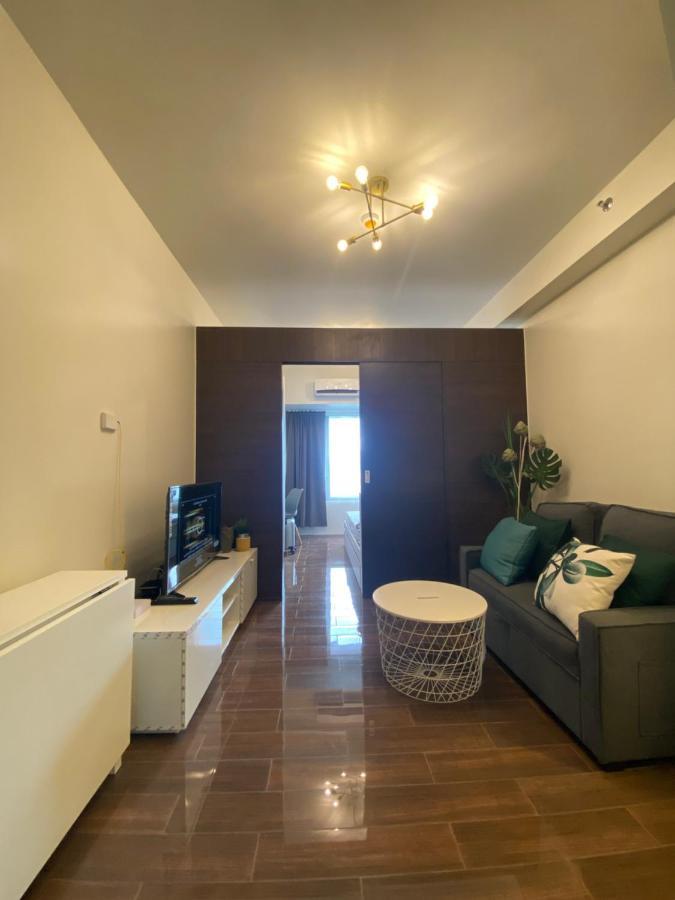 Air Residences 4439 Makati City Exterior photo